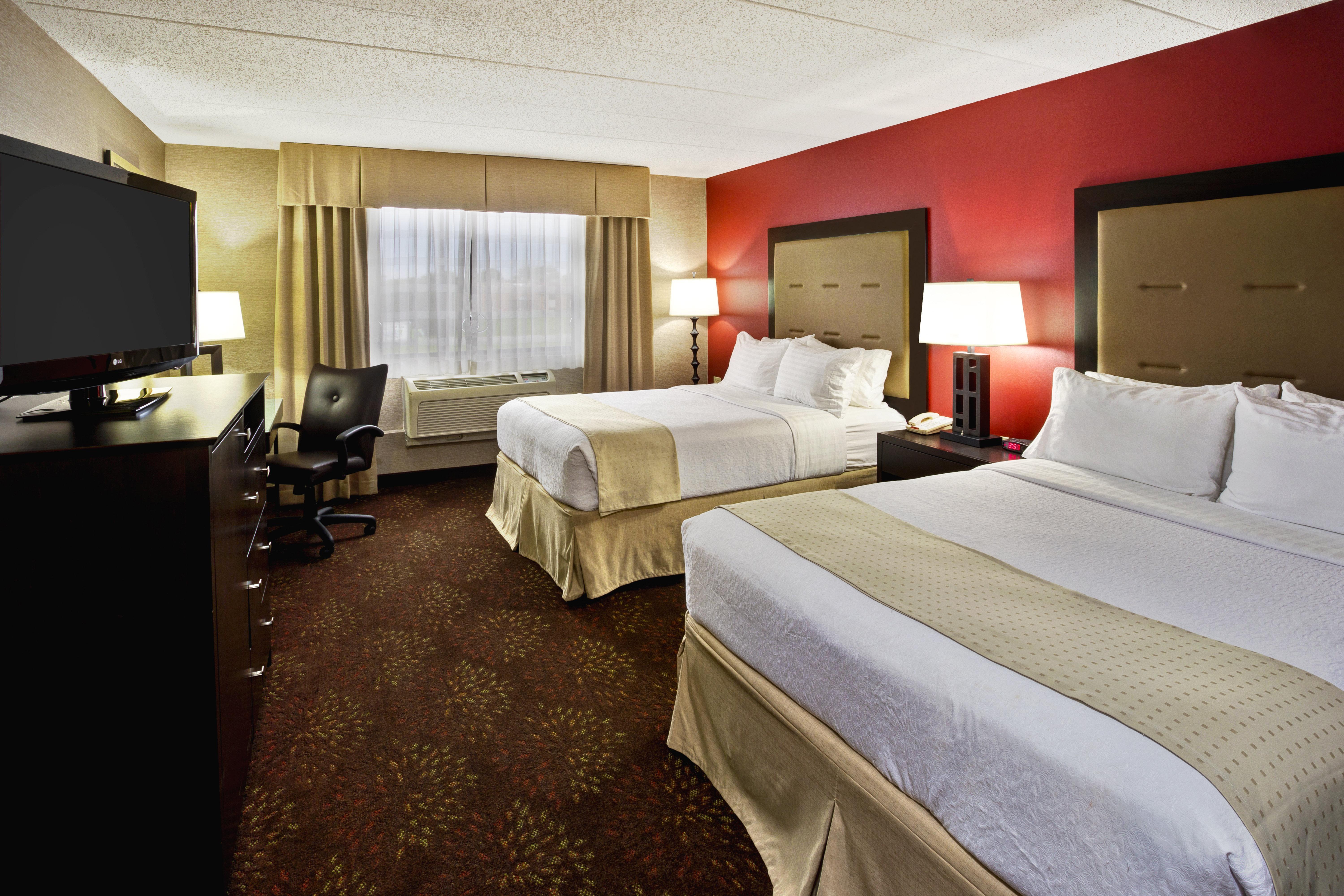 Holiday Inn Hotel & Suites Chicago Northwest - Elgin By Ihg Екстериор снимка