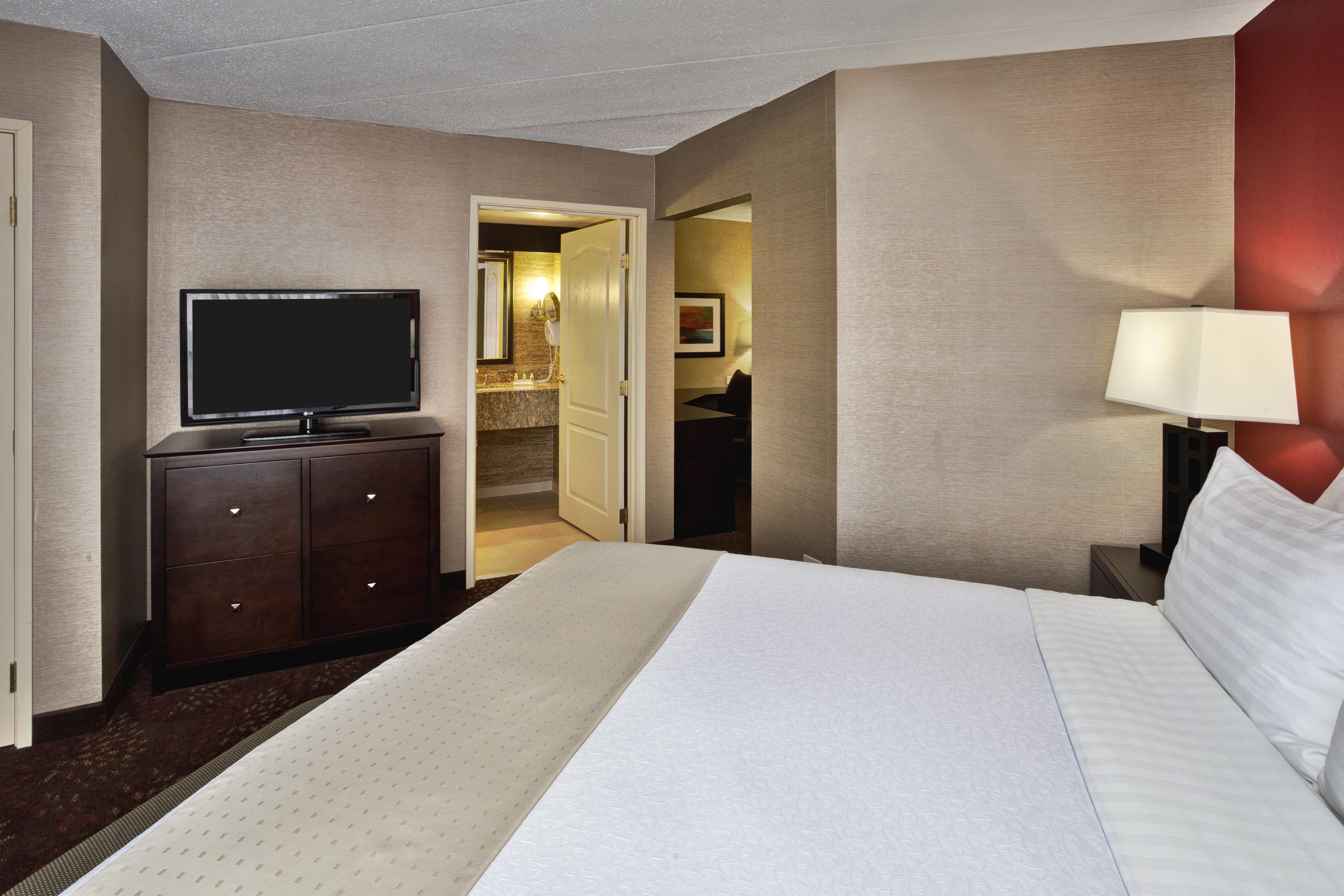 Holiday Inn Hotel & Suites Chicago Northwest - Elgin By Ihg Екстериор снимка