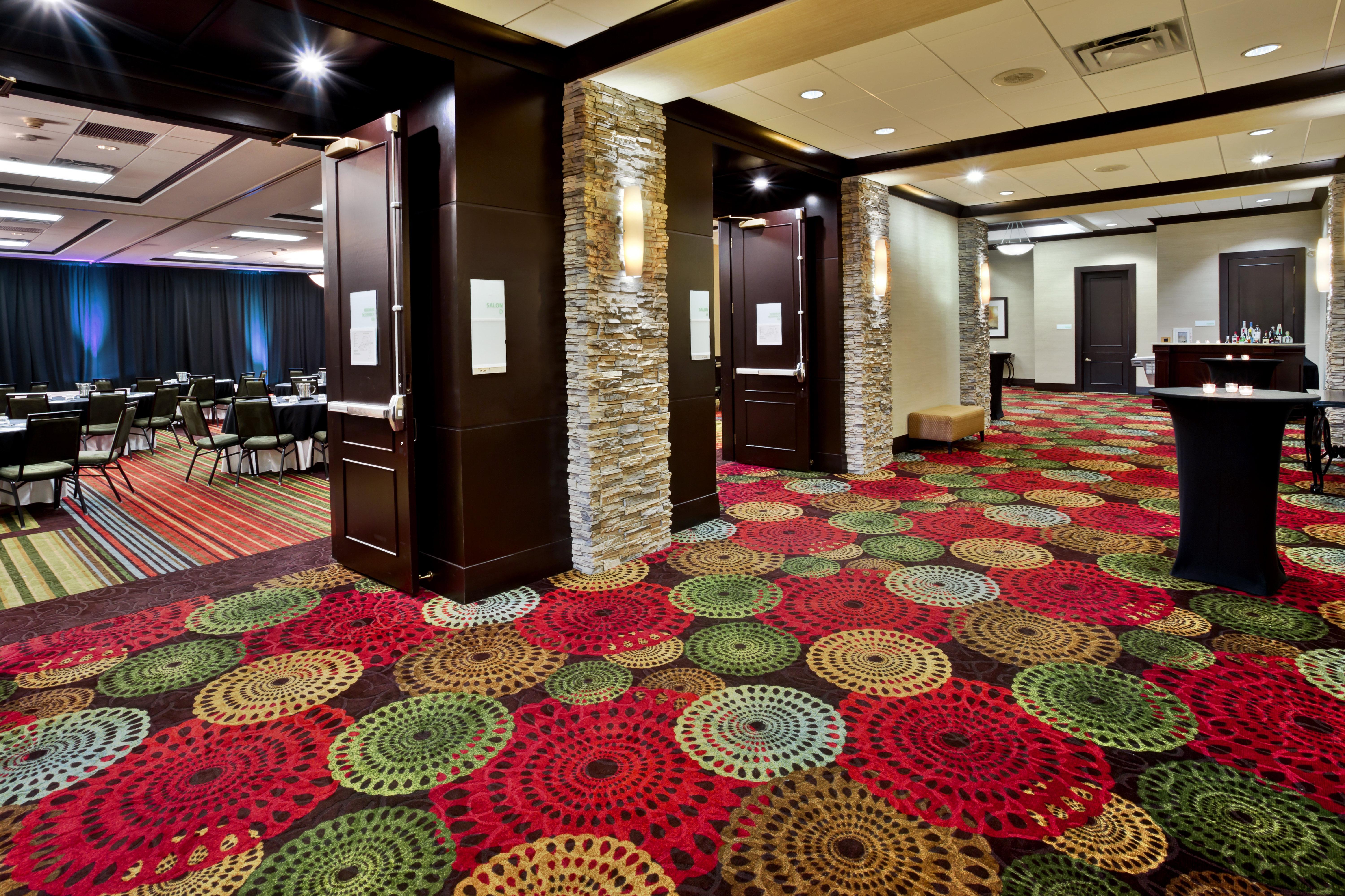 Holiday Inn Hotel & Suites Chicago Northwest - Elgin By Ihg Екстериор снимка